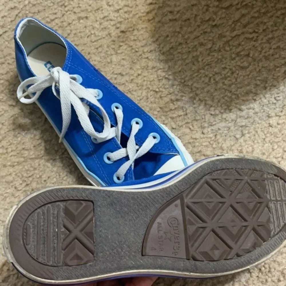 Convers sneakers
